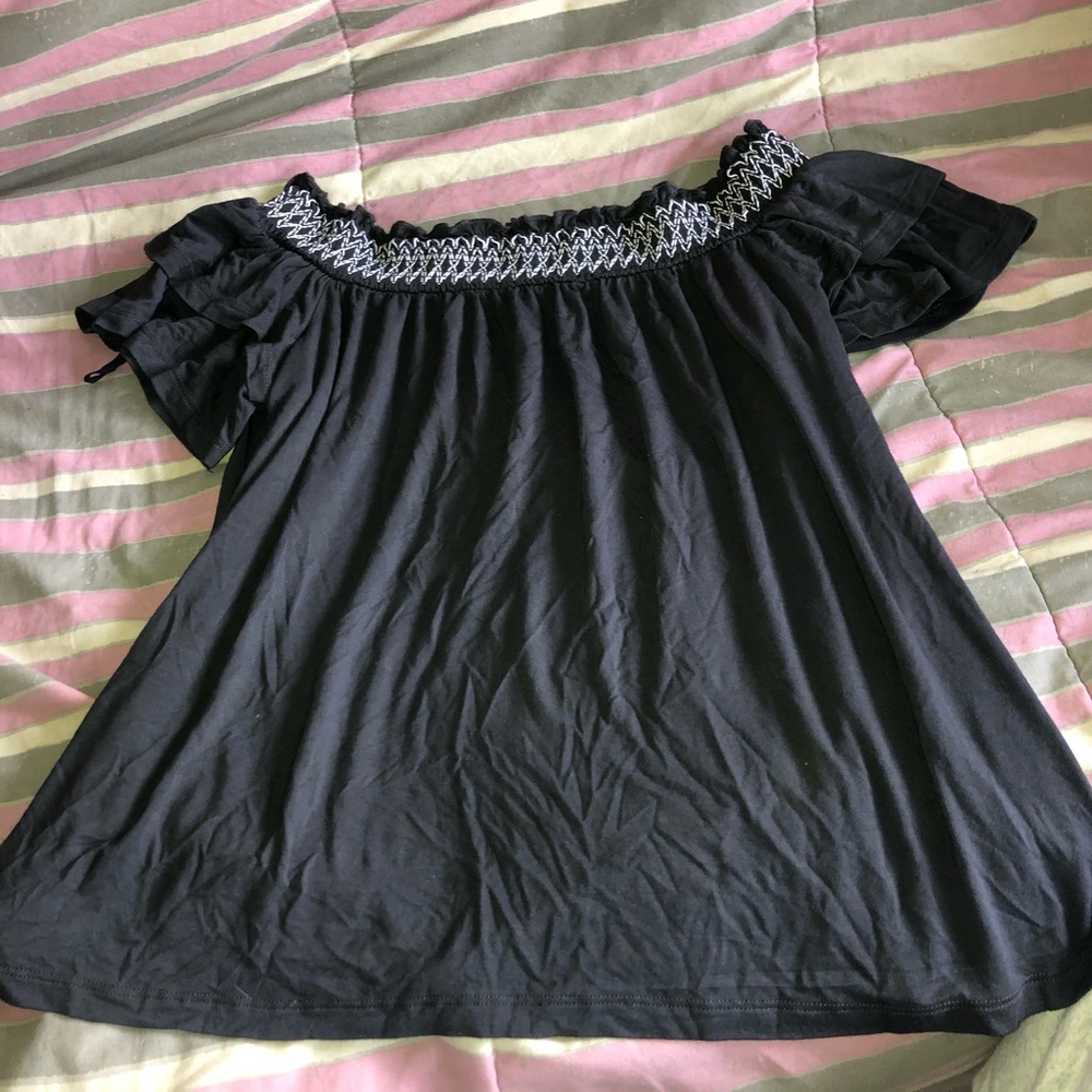 Off the shoulder teens top